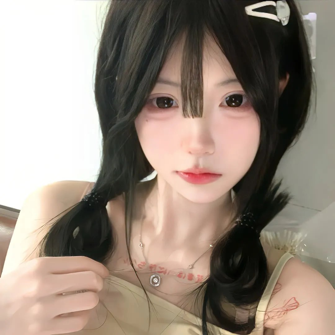 天王之女出道颜值引争议，家长出面回应，短时间内持续发酵